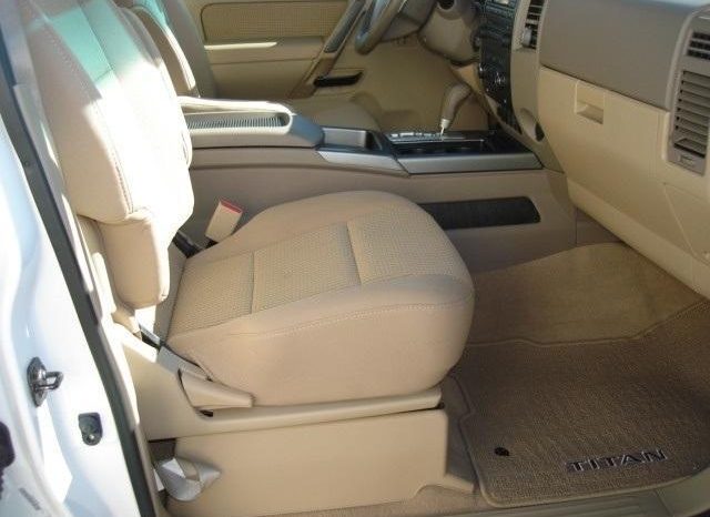 2012 Nissan Titan SV full