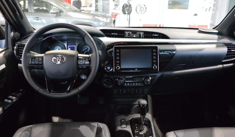 2023 Toyota Hilux 2.8L Double Cab full