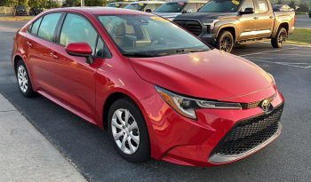 Used 2021 Toyota Corolla LE full